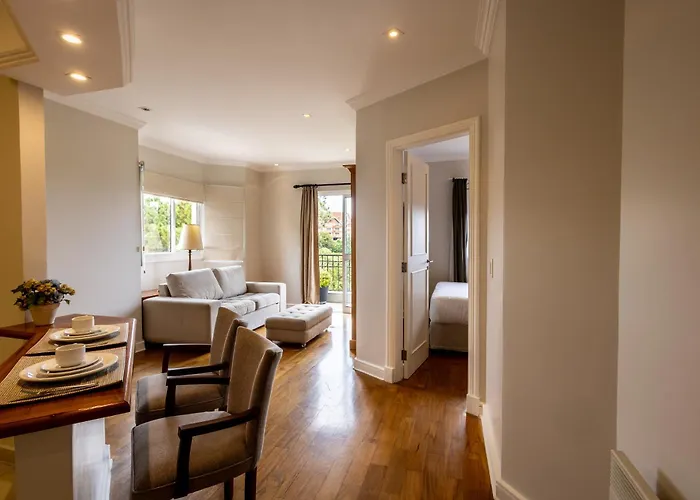 Pousada Lá Bas Campos do Jordão